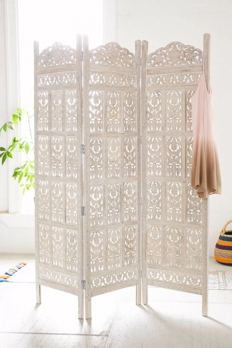 These Room Dividers Will Give Your Home Some Much Needed Feng Shui