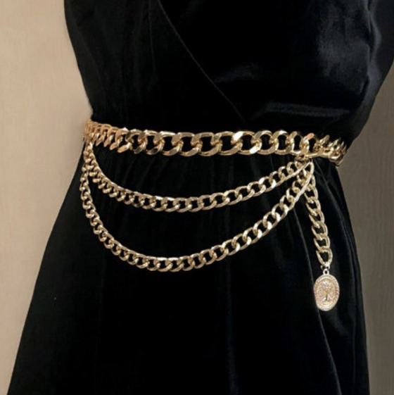 3 Elevated Ways To Style A Chain Belt That You Can't Ever Mess Up
