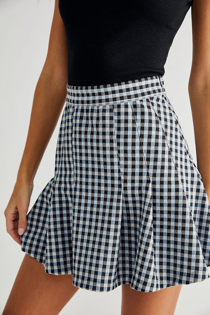 honey pleated skirt