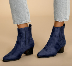 navy blue boots