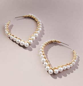 Pearl-Heart Goddess Earrings