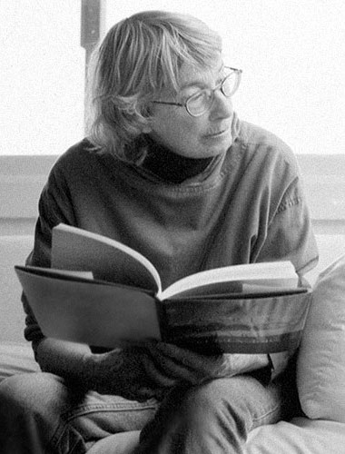 Mary Oliver quotes